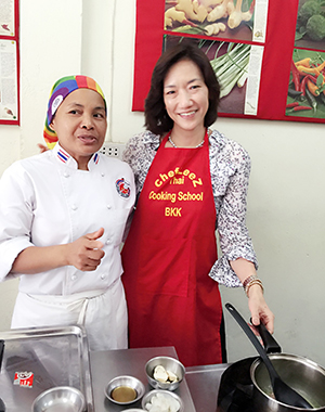 海外　タイ　現地　料理教室